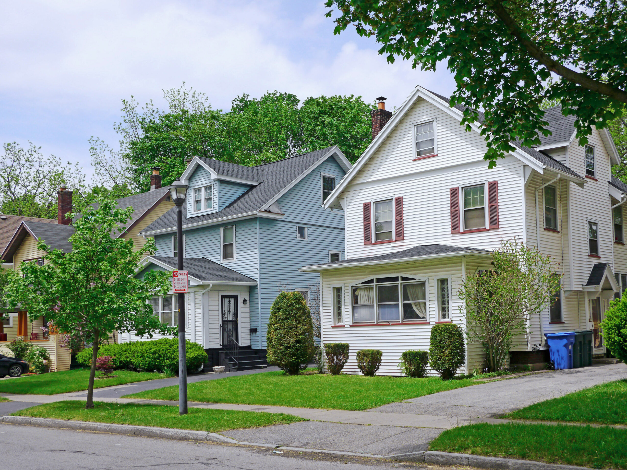 An image of a beautiful HOA neighborhood in SW Florida.