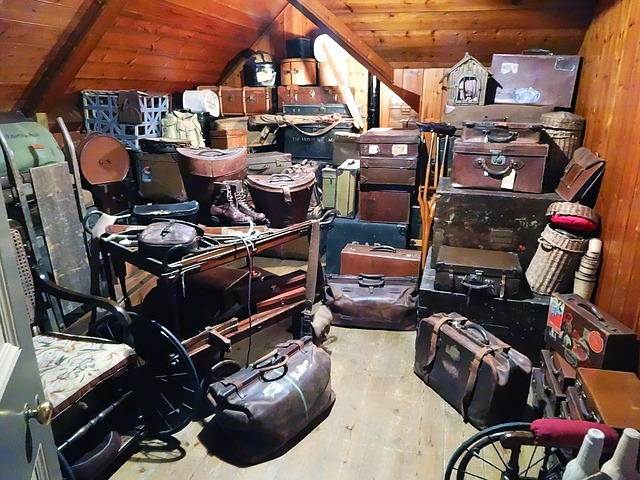 How to Handle Hoarding in Community Associations