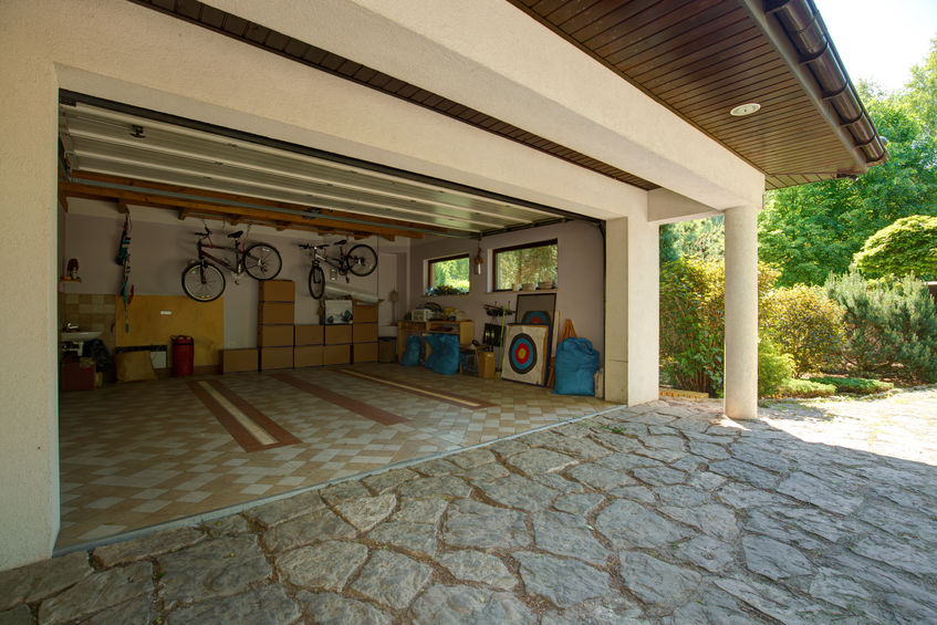 An image of properly stored bikes in a garage.